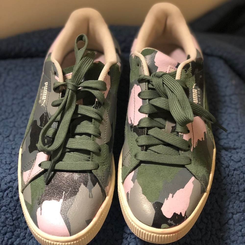 Leather/Suede Classic Camo Puma Sneakers